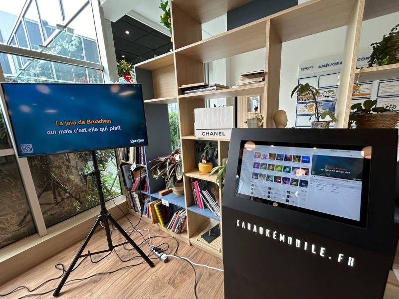 Louez la borne de karaoké mobile pour votre lieu de réception et enrichissez votre offre partout en France